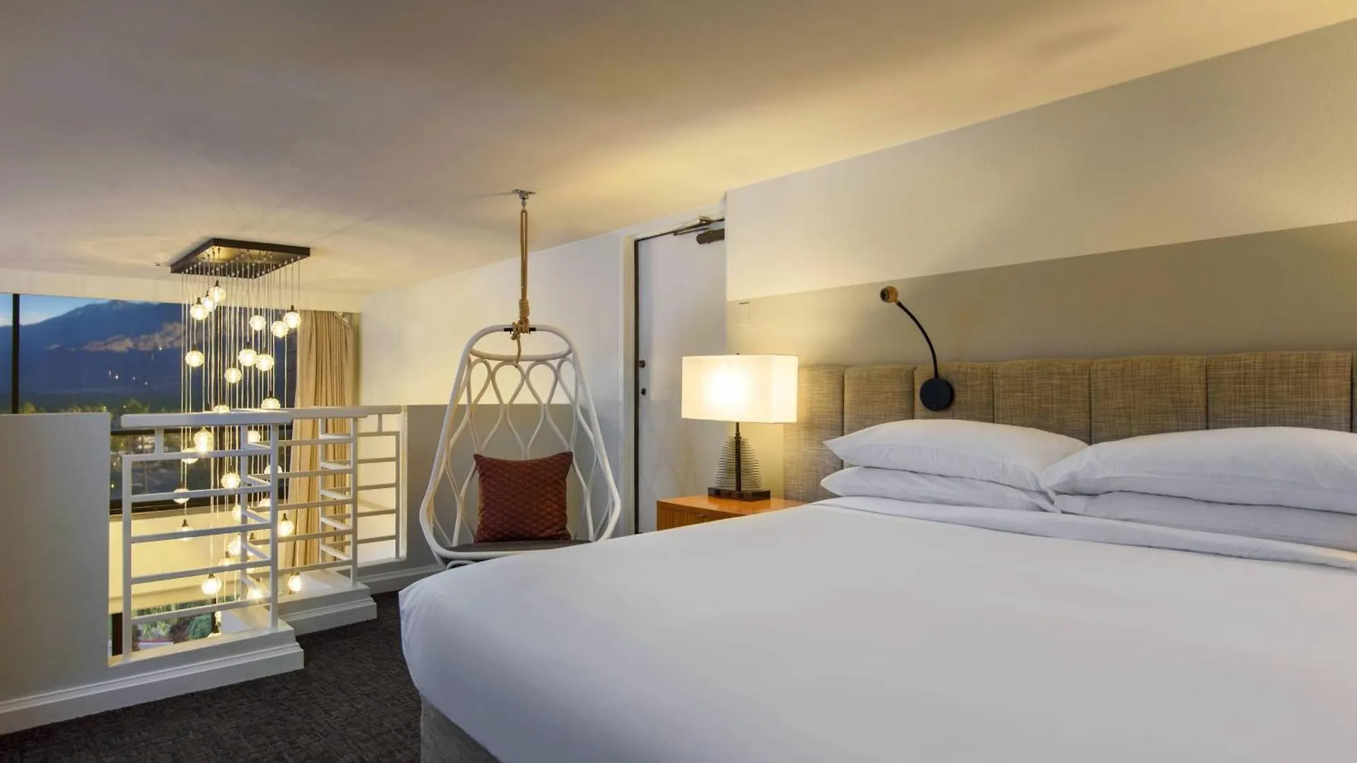 Renaissance Palm Springs Hotel