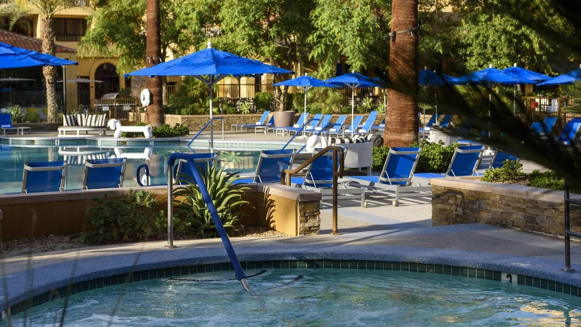 Renaissance Palm Springs Hotel