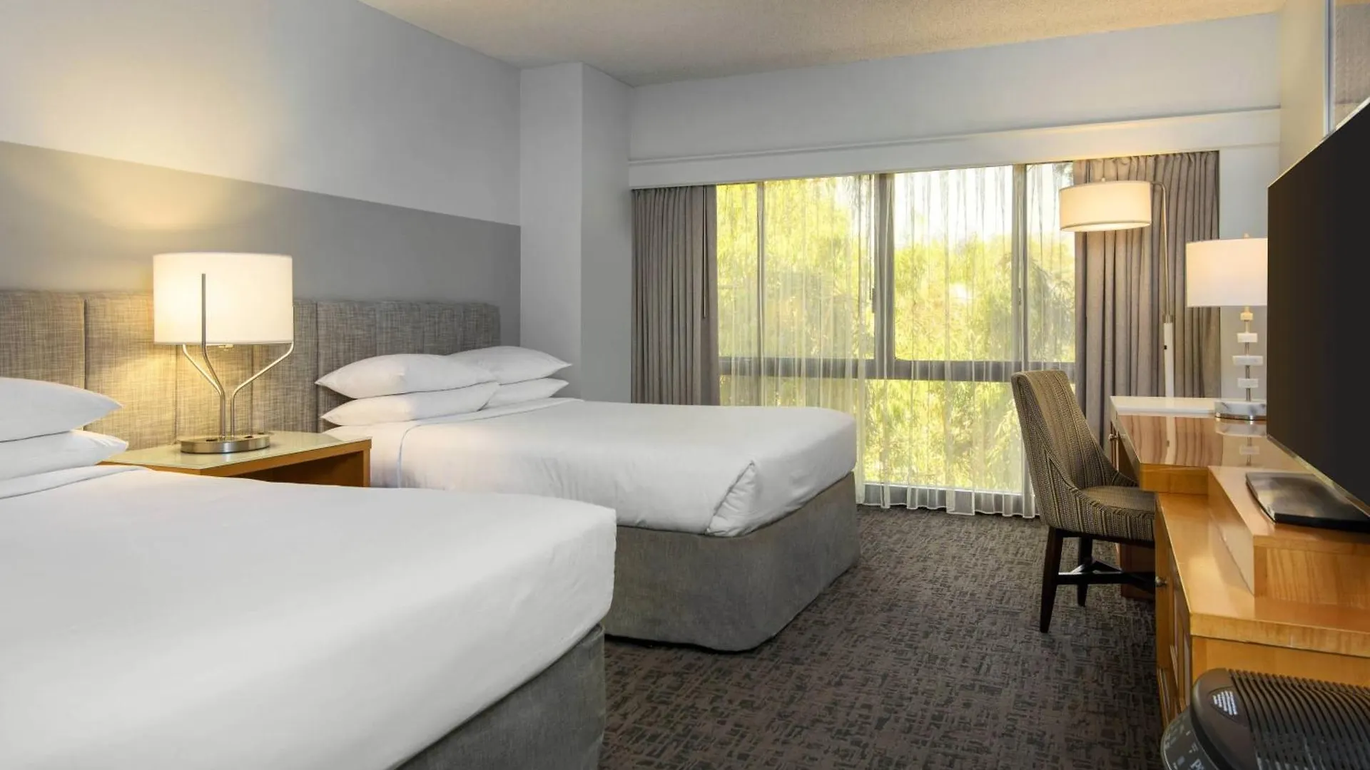 Renaissance Palm Springs Hotel