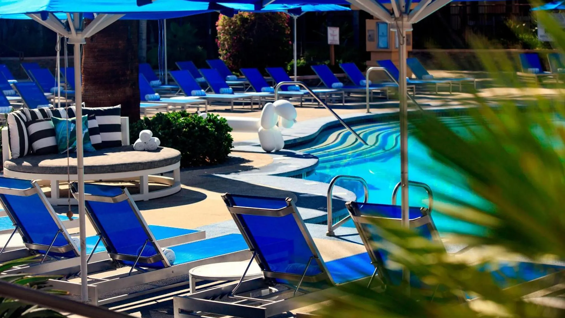Renaissance Palm Springs Hotel