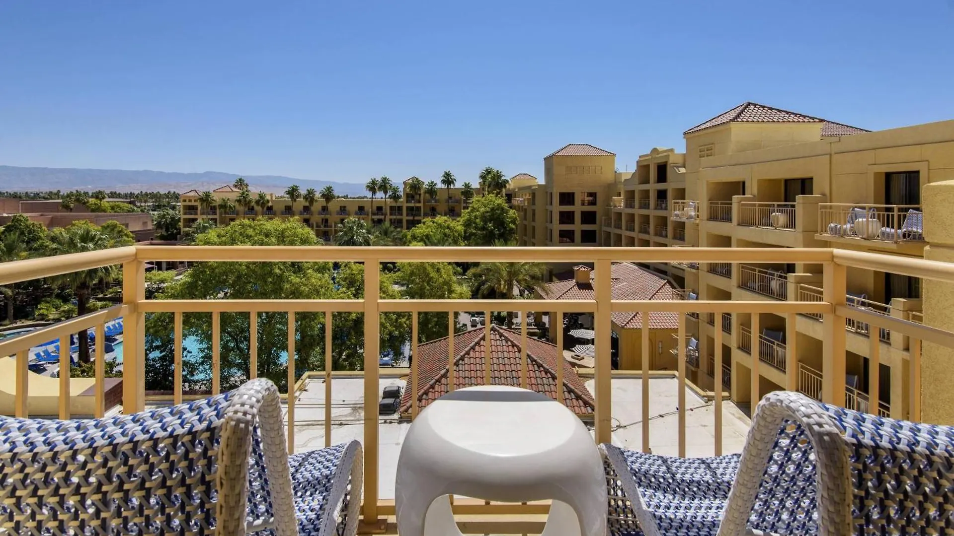 Renaissance Palm Springs Hotel