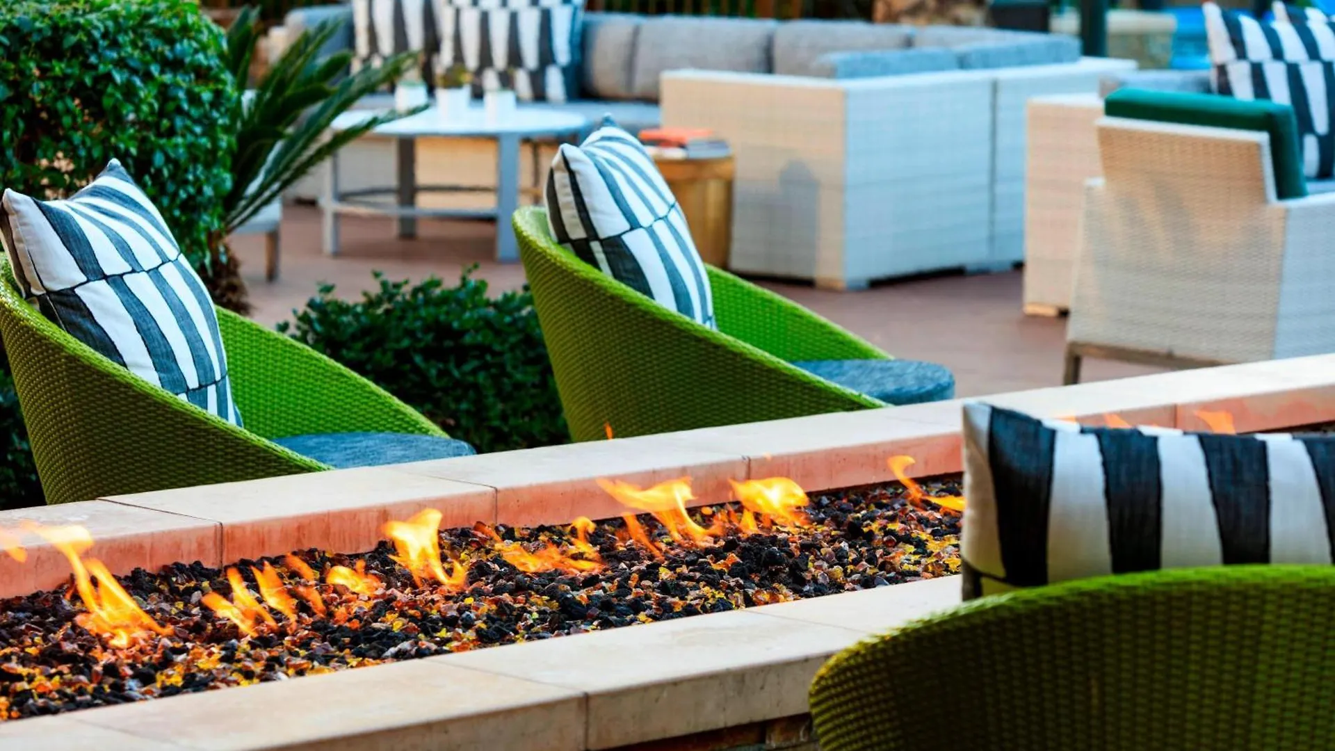 Renaissance Palm Springs Hotel